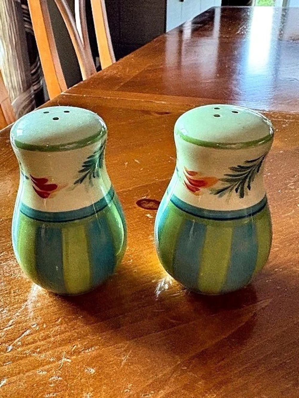 Southern Living At Home Gail Pittman Provence Green & Cream Color Block Salt & P